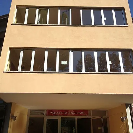 Guidoriccio Hostel *
